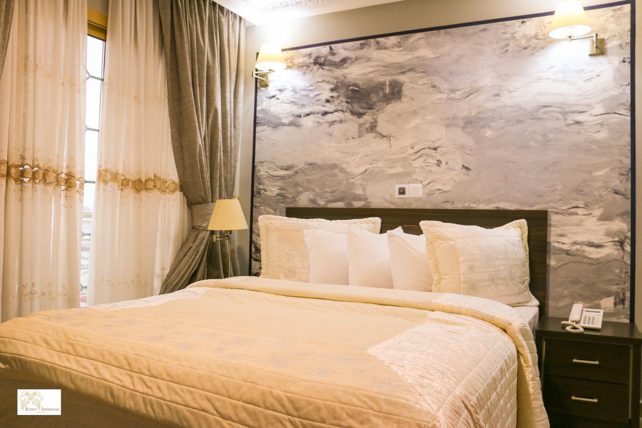 Noubou International Hotel Douala Dış mekan fotoğraf