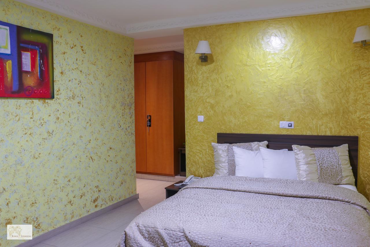 Noubou International Hotel Douala Dış mekan fotoğraf