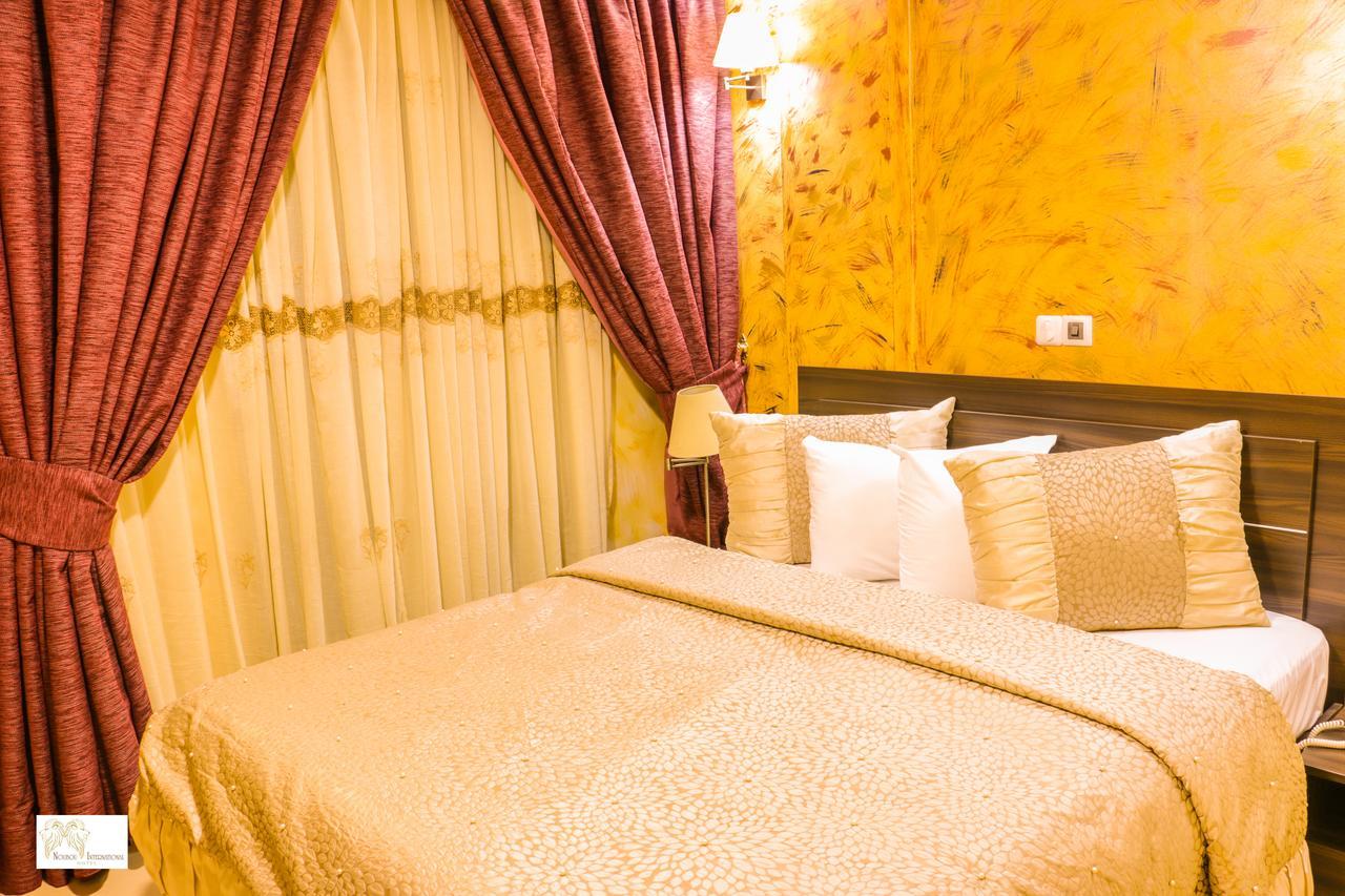 Noubou International Hotel Douala Dış mekan fotoğraf