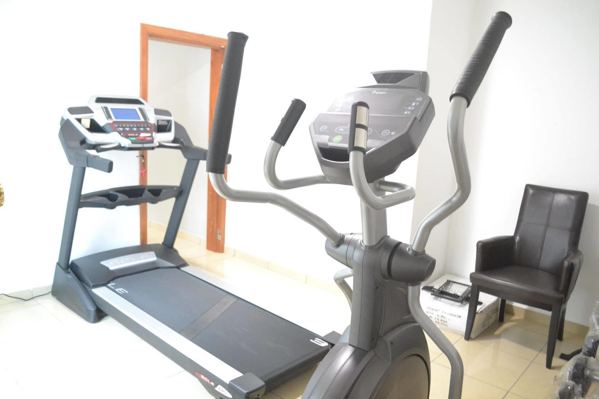 Noubou International Hotel Douala Dış mekan fotoğraf